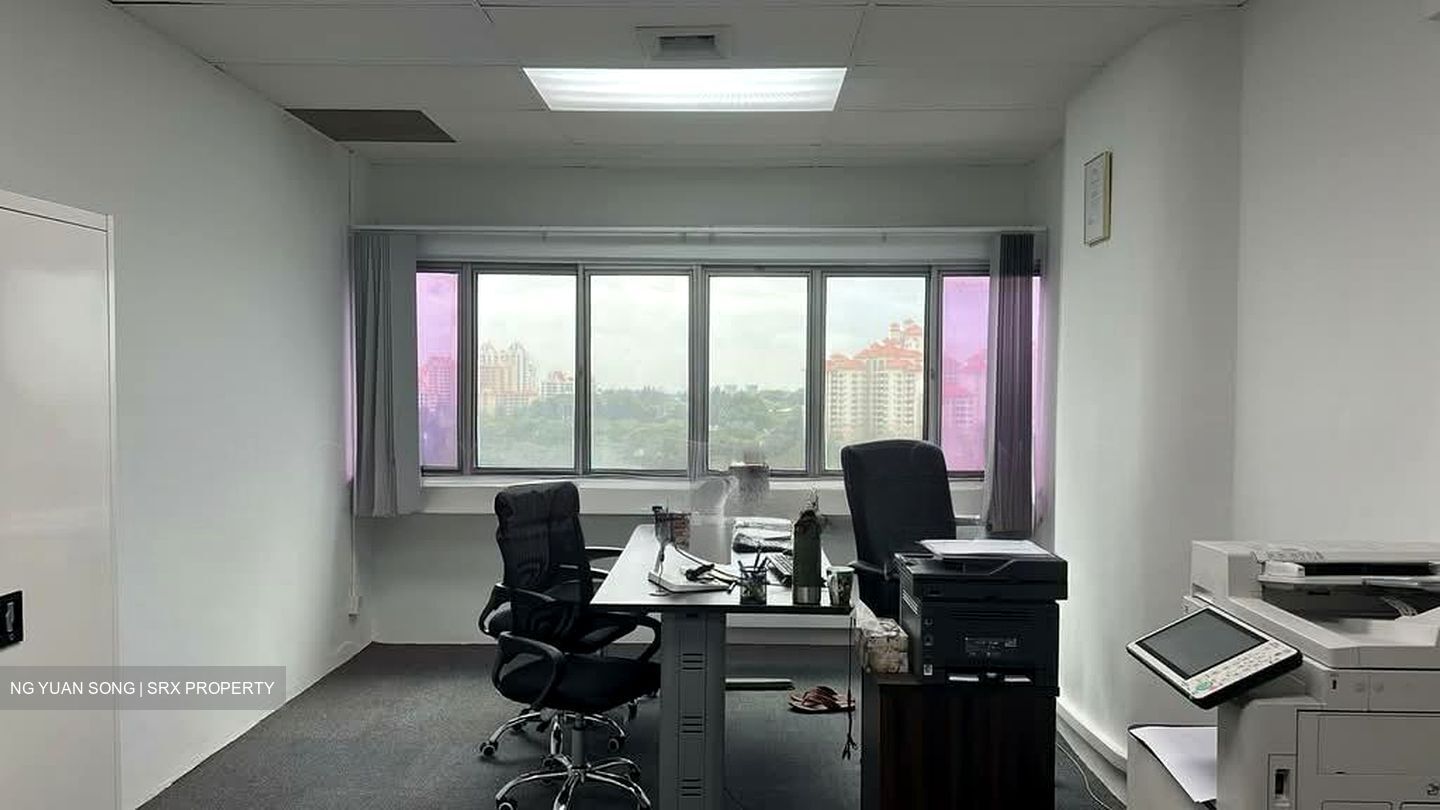 Golden Mile Tower (D7), Office #538689601
